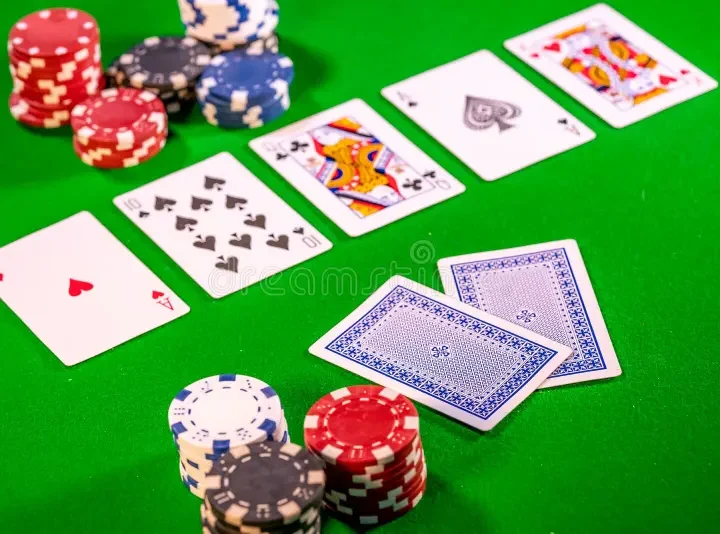 The Role of Intuition in Texas Hold’Em Poker.